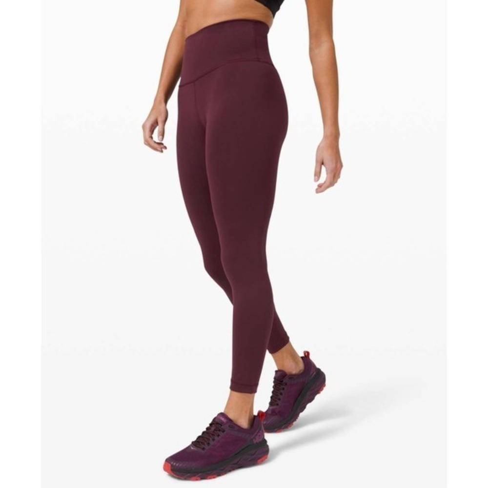 Lululemon Wunder Train High-Riseā Tight 25" in Cassis Size 2